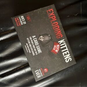 Exploding Kittens Card Game (NSFW version)